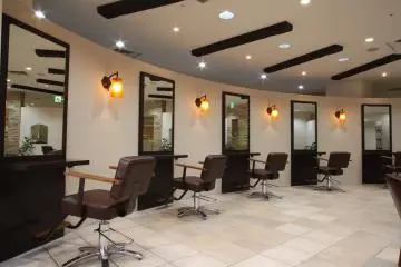 Le Club GINZA – English-speaking Hair Salon