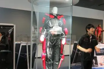 Meet an older model of HAL&reg; (Hybrid Assistive Limbs)
 (Photo: Ayn Gonzales)