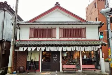 Gallery image