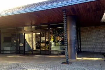 Gallery image