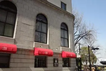 Gallery image