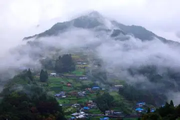 Ochiai Village in the Iya Valley (Photo: Sugoi PR)