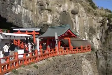 Gallery image