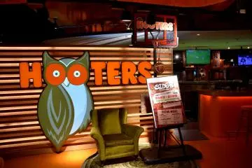 Hooters Shibuya Gaming Bar Side B [종료]