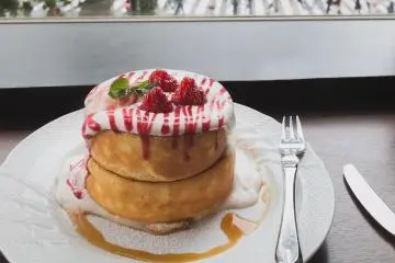 Fluffy Pancakes with a View