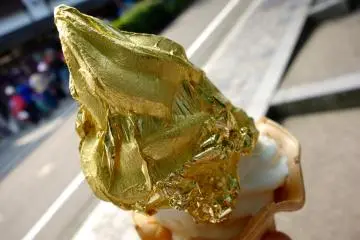 Gold Leaf Ice Cream at Hakuichi's