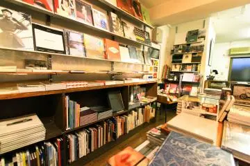 Gallery image