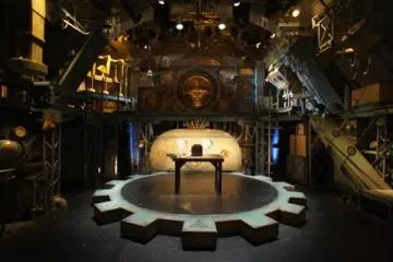Post Modern yet historic industrial stage (Photo: <a href="http://www.gear.ac/en/" target="_blank" rel="noreferrer noopener nofollow">GEAR</a> / JT)