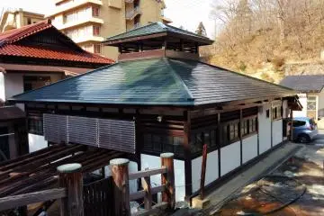 Naruko Onsen  (Photo: Justin Velgus)