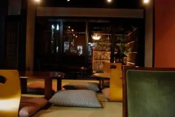 Comfortable seating area in the back of the cafe (Photo: Randy Channell Soei)
