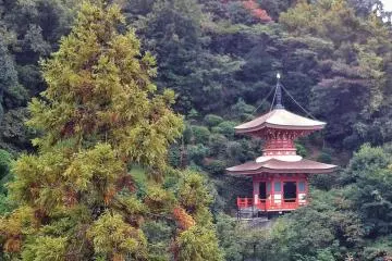 Mangan-ji Temple in Kure