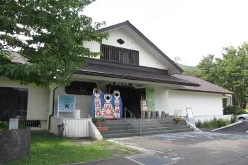 Gallery image