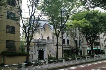 Gallery image