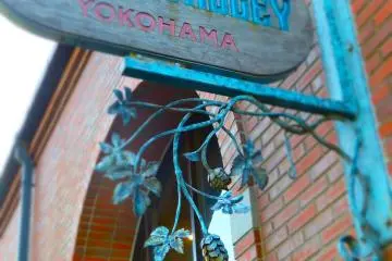 Gallery image