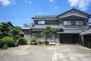 Gallery image