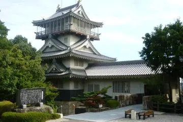 Iwasaki Castle
