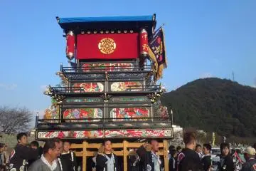 A festival juggernaut at the Saijo Festival (Photo: Ehime Prefecture)