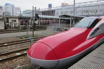 Komachi – the Akita shinkansen (Photo: <a href="http://en.japantravel.com/profile/jeremy-yap/1103" target="_blank" rel="noreferrer noopener nofollow">Jeremy Yap</a>)