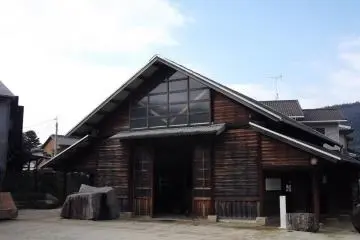 Gallery image