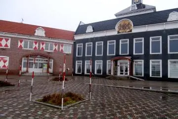 Gallery image
