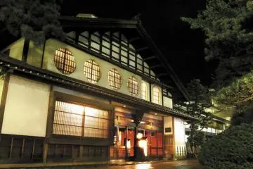 Night scene (Photo: Kaga Hakusan Inbound Tourism Association)