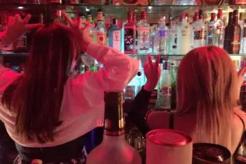 Always a fun time (Photo: Ernie's Bar)