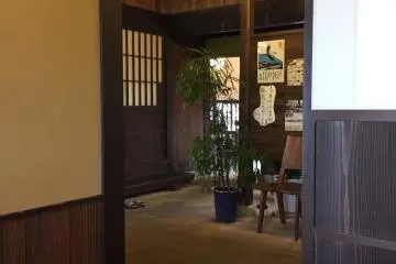 Gallery image