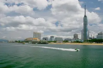  Fukuoka Tower  (Photo: Provided by Fukuoka city)
