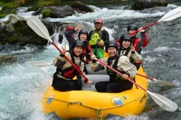 Rafting (Photo: Tama River Outfitters Association)