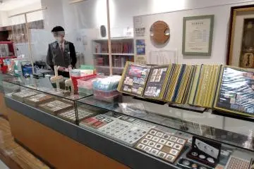 Gallery image