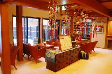 Gallery image