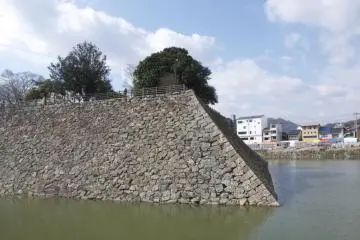 Site of Mihara Castle (Photo: <a href="http://www.gethiroshima.com" target="_blank" rel="noreferrer noopener nofollow">GetHiroshima</a>)
