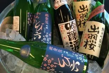 A selection including Junmai Ginjo by Dewazakura (Photo: Ophelia Cai)