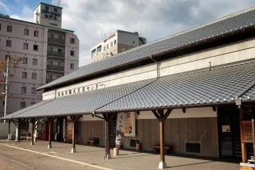 Gallery image