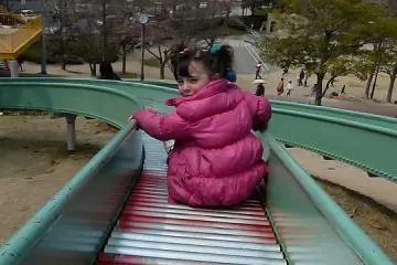 Roller slide at the top view (Photo: <a href="http://www.gethiroshima.com" target="_blank" rel="noreferrer noopener nofollow">gethiroshima</a>)