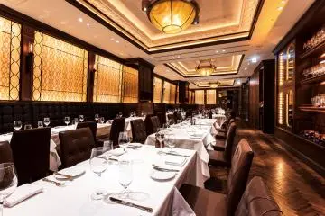 Photo: Benjamin Steakhouse