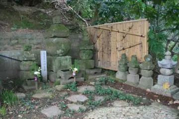 Grave of Tsuchida Gozen, mother of Oda Nobunaga (Photo: PPF)