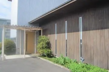 Gallery image