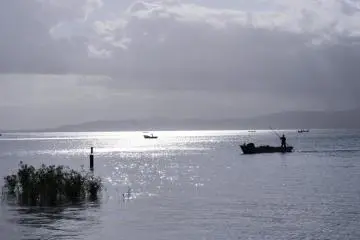 Lake Shinji (Photo: Shimane Prefecture)