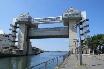 Gallery image