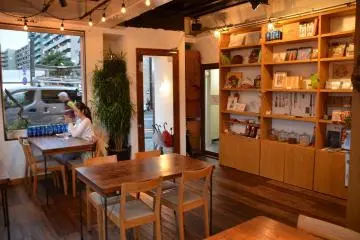 Gallery image