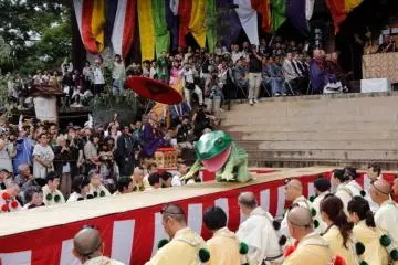 เทศกาล Kaerutobi นารา 2026