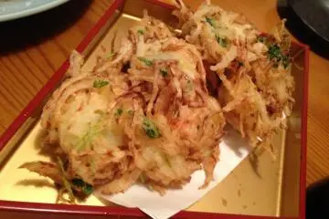 vegetable tempura (Photo: <a href="http://www.gethiroshima.com" target="_blank" rel="noreferrer noopener nofollow">gethiroshima</a>)