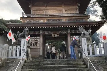 Gallery image