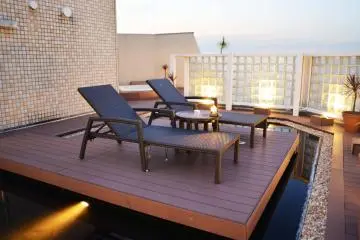 Water Hotel S: The Perfect Couples Retreat