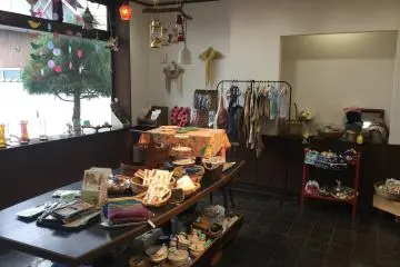 Gallery image