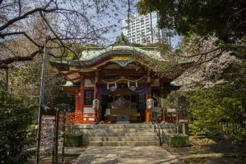 Top 8 Historic Spots in Shiba