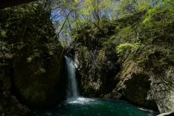 Find the hidden waterfall on the cycling tour (Photo: Sendai Royal Park Hotel)