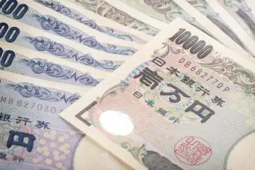 Japan is still a cash-based society in many parts so carry enough money with you (Photo: Shutterstock)