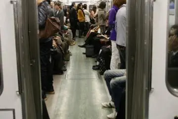 Meijo Subway trains are clean and comfortable (Photo: PPF)